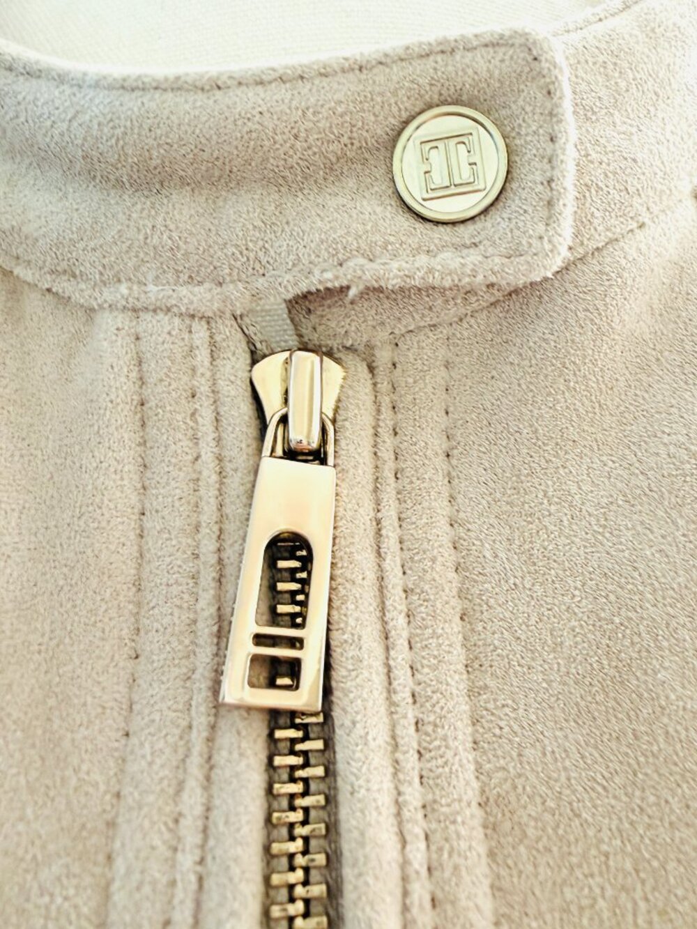 Sophisticated Ivanka Trump jacket- crafted from a soft, tan faux-suede fabric <3 - Picture 3 of 6